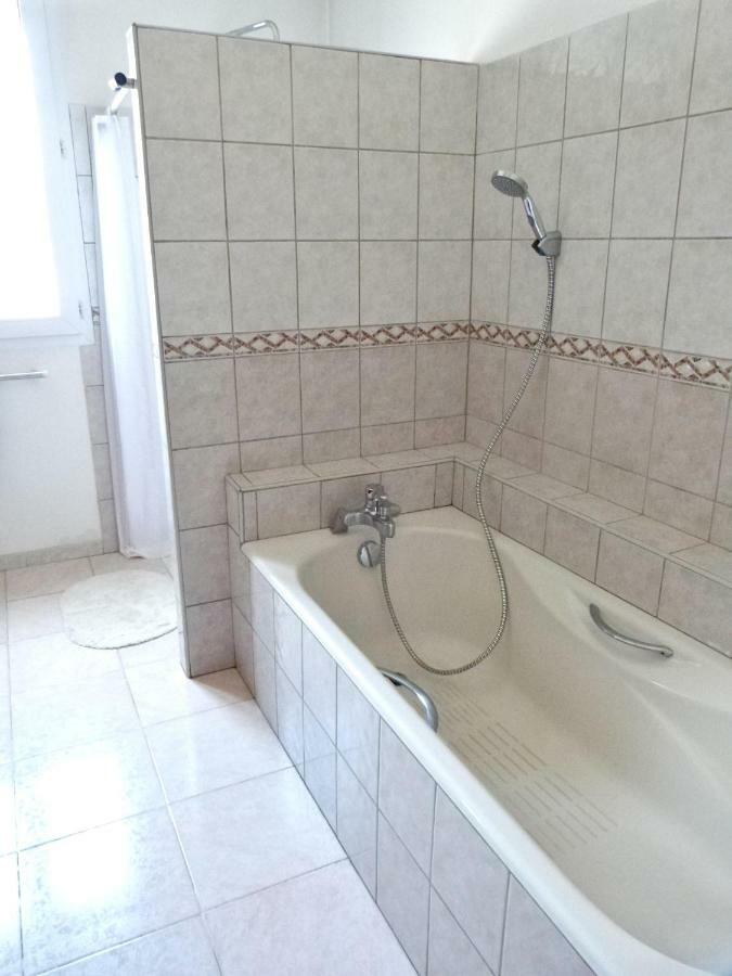 Chambres Salvaterra Sauveterre  Екстериор снимка